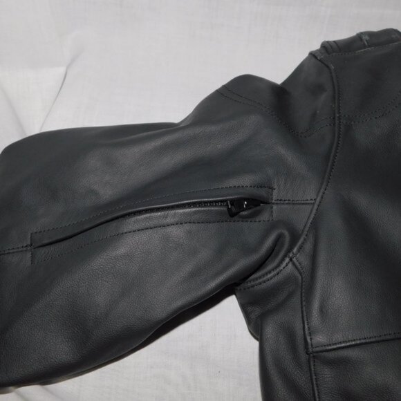 Triumph Motorcycles Womens L Black Leather Jacket **READ - Picture 9 of 16